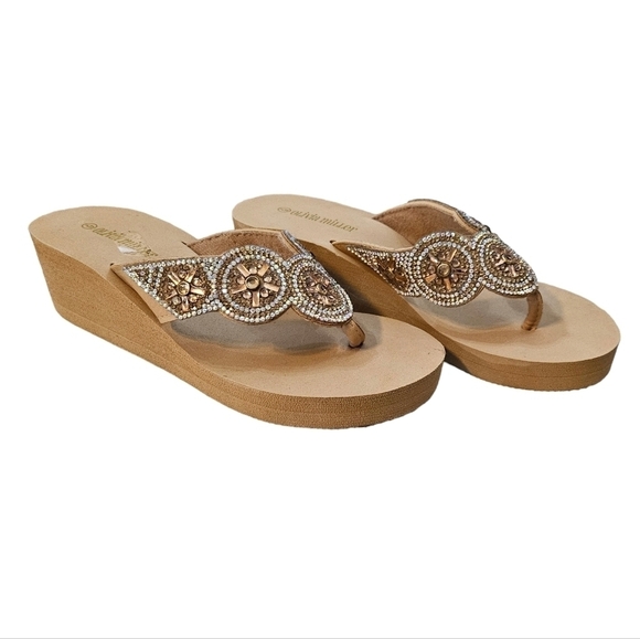 Olivia Miller Tan/Brown 1 3/4 in Wedge Bling Flip Flop Sandals Size 6 - Picture 1 of 11